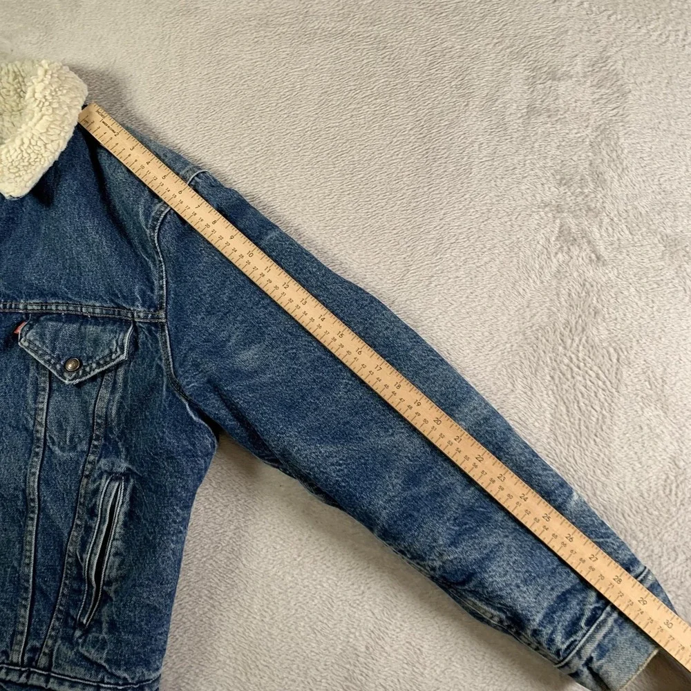Vintage Levi's Sherpa Trucker Jacket Mens 42R Blue Denim Made USA 80s 70608 0216
